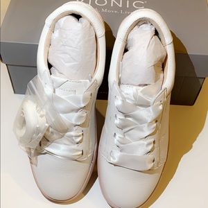 chantelle casual sneaker